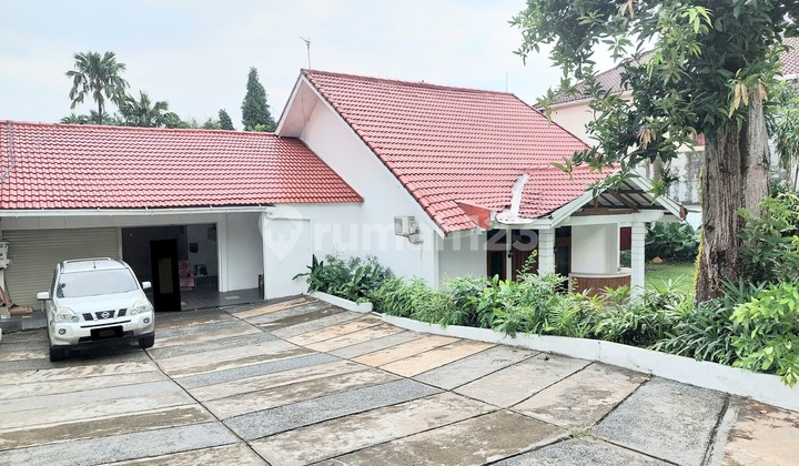 Rumah Masih Layak Huni di Kemang Selatan Hitung Harga Tanah Saja