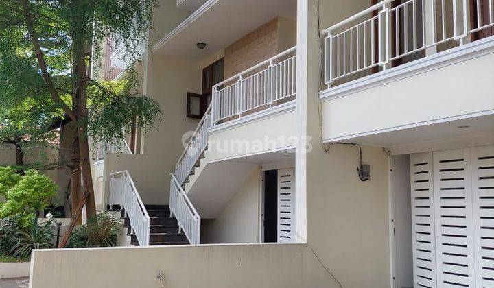 Rumah Baru 3 Lt. Dalam Townhouse Pejaten Jaksel 2