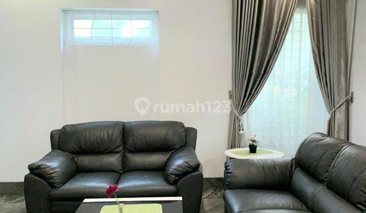 Rumah 3,5 Lt. Full Renovasi Dalam Cluster Graha Raya 2