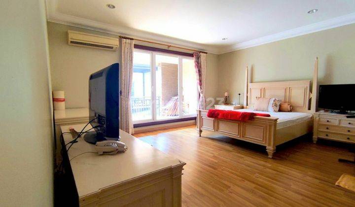 Rumah 3 Lt Full Furnish Di Kawasan Elit Pantai Indah Kapuk 4