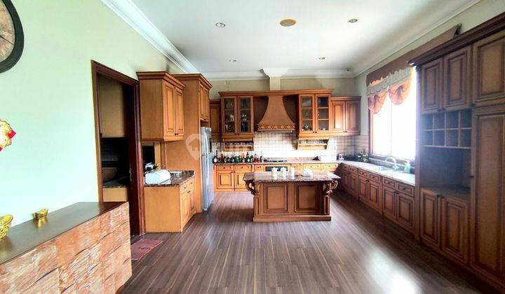 Rumah 3 Lt Full Furnish Di Kawasan Elit Pantai Indah Kapuk 7