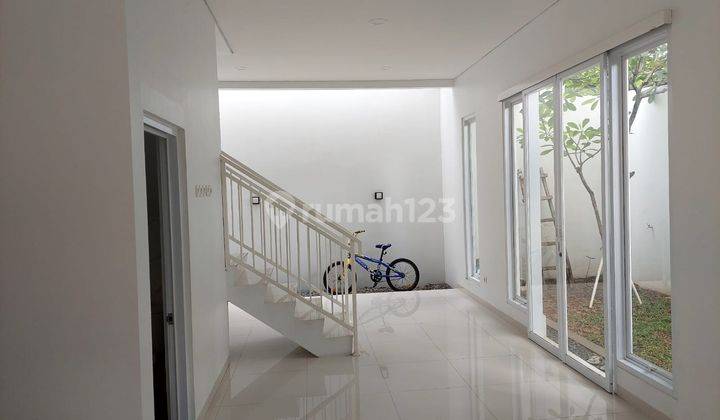 Rumah Baru Minimalis Modern Di Mini Cluster Jombang 2