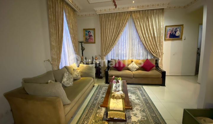 Rumah Clasic Modern Di Selatan Jakarta Siap Huni 2