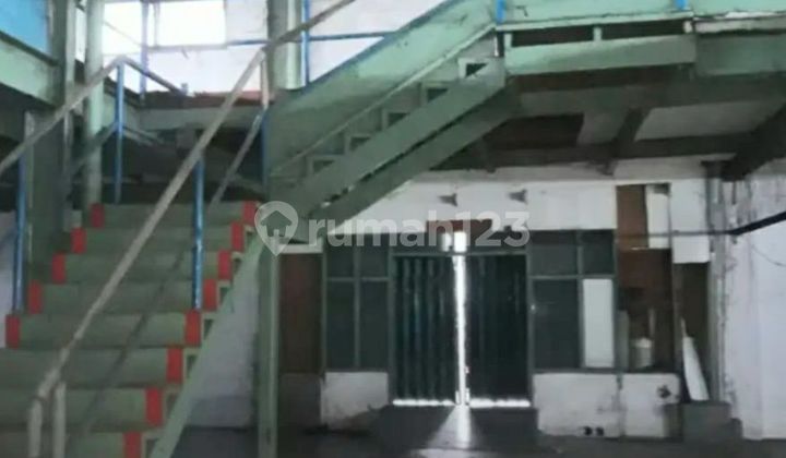 Gudang/Pabrik di Kawasan Industri Daan Mogot