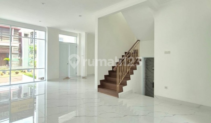 2-Story New House American Classic Modern in Bintaro 2