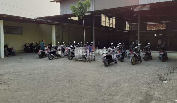 Warehouse/Futsal Field Jl. Raya Pakuhaji, Tangerang Regency Warehouse/Futsal Field Jl. Raya Pakuhaji, Tangerang Regency