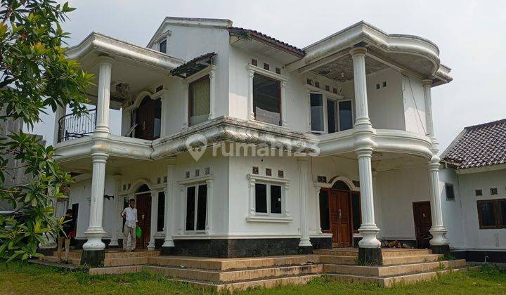 Rumah Besar Dengan Halaman Sangat Luas Di Kota Serang 1