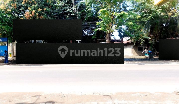 Strategic Commercial Land Suitable for Offices, Warehouses, etc.