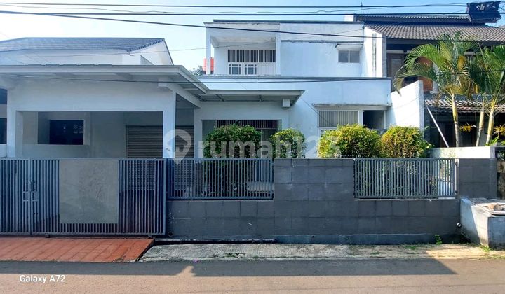 Rumah Sudah Renovasi di Bumi Pesanggrahan Mas Jakarta Selatan Rumah Sudah Renovasi di Bumi Pesanggrahan Mas Jakarta Selatan