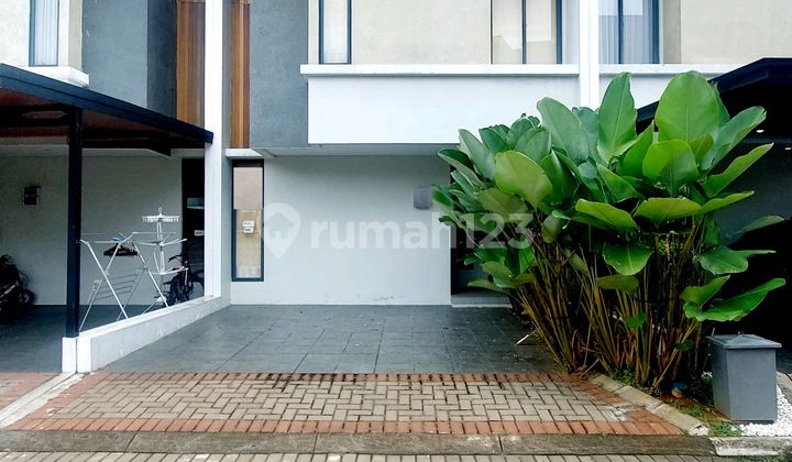 New 2-Story Minimalist Modern House in the New Cluster of Bintaro Jaya