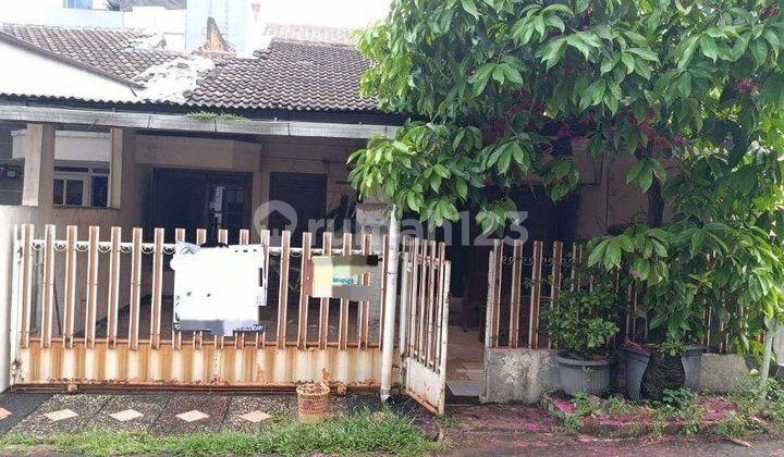 House in Taman Alfa Indah, Joglo, West Jakarta House in Taman Alfa Indah, Joglo, West Jakarta