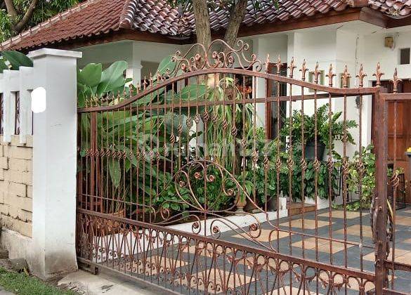 Di jual rumah di nusajaya pondok ranji bintaro Tangerang selatan 1