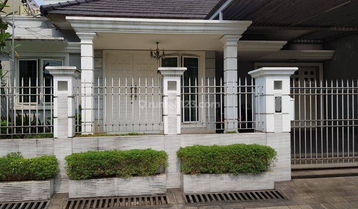 Rumah di Jl. Cendrawasih Sektor 1, Bintaro Jaya Jakarta Selatan 1