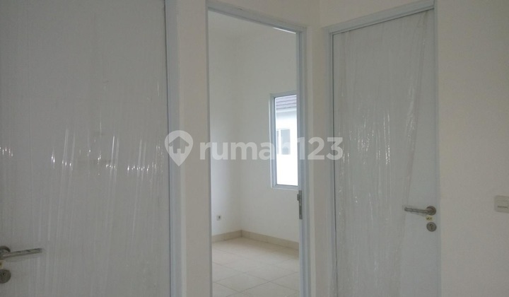 Rumah di Komplek Serpong Lagoon Kranggan setu TangSel 2