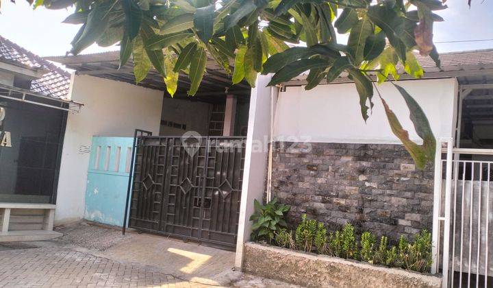 Rumah di Komplek Duren Villa Pedurenan Karang Tengah Tangerang 2