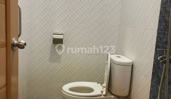 Comfortable House Ready to Occupied in Pondok Indah Housing Complex, South Jakarta 2