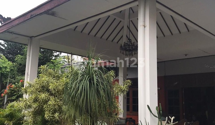 Rumah Strategis di Jl. Salam Raya Kebon Jeruk Jakarta Barat