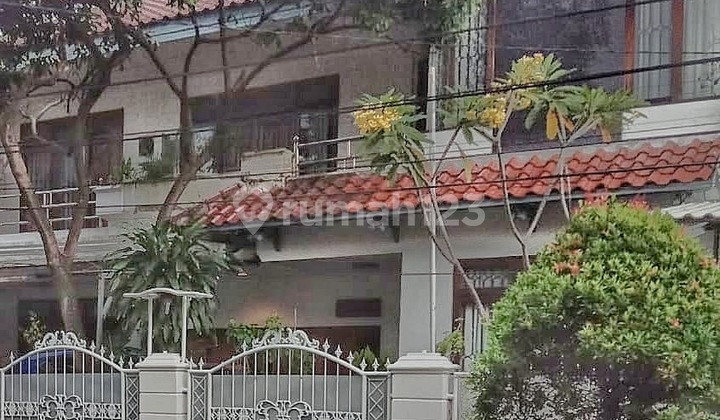Rumah di Bintaro Sektor 1 Jakarta Selatan Rumah di Bintaro Sektor 1 Jakarta Selatan