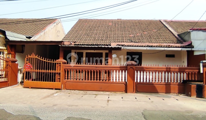 Rumah di Komplek Sarua Permai, Ciputat, Tangsel