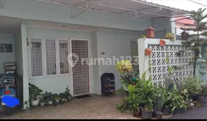 Rumah Di Komplek Cempaka Hijau . Ciputat  2