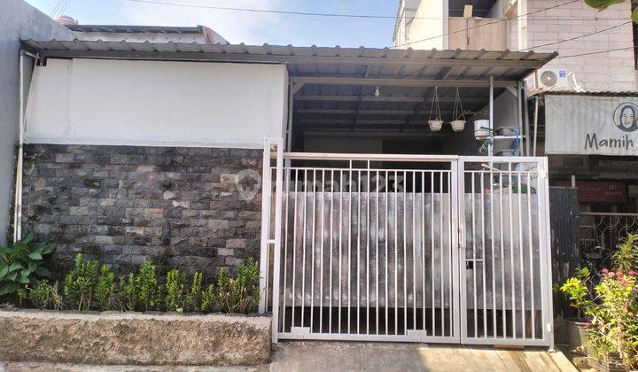 Rumah di Komplek Duren Villa Pedurenan Karang Tengah Tangerang 1