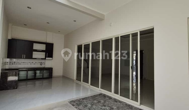 House in Kebayoran Bintaro Jaya Sector 7, South Tangerang 2