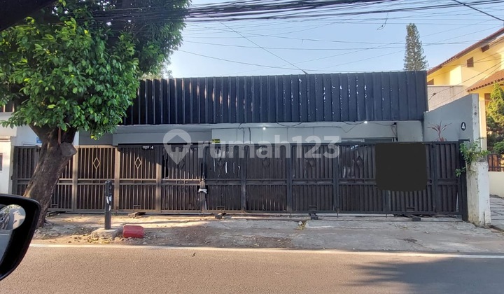 Rumah di Jl. Durentiga Selatan Jakarta selatan  2