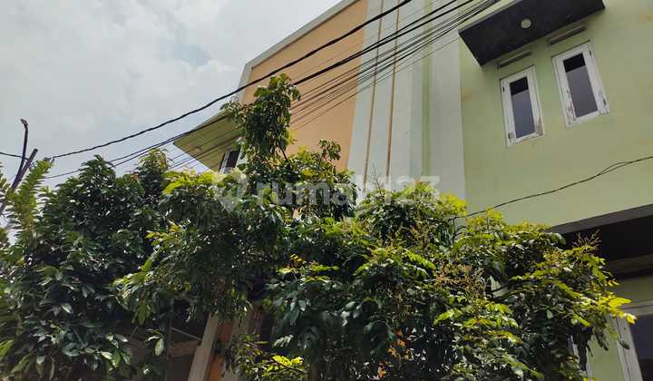 Affordable House in Puri Kartika Lama Complex, Ciledug Tangerang 2
