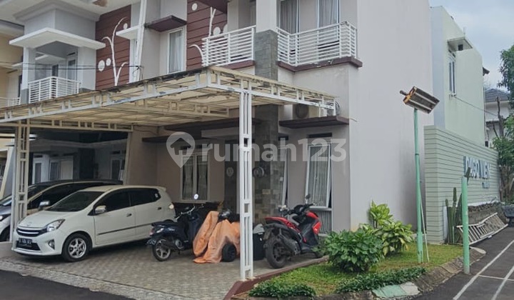 Rumah 2 lantai hook di Pamulang Tangerang Selatan  1