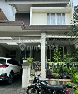 House in Emerald View, Bintaro Sector 9, South Tangerang