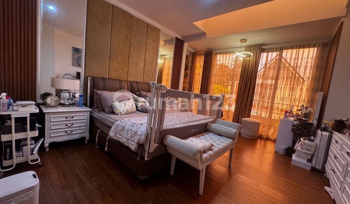 Rumah di Discovery bintaro jaya sek 9 Tangerang Selatan  2