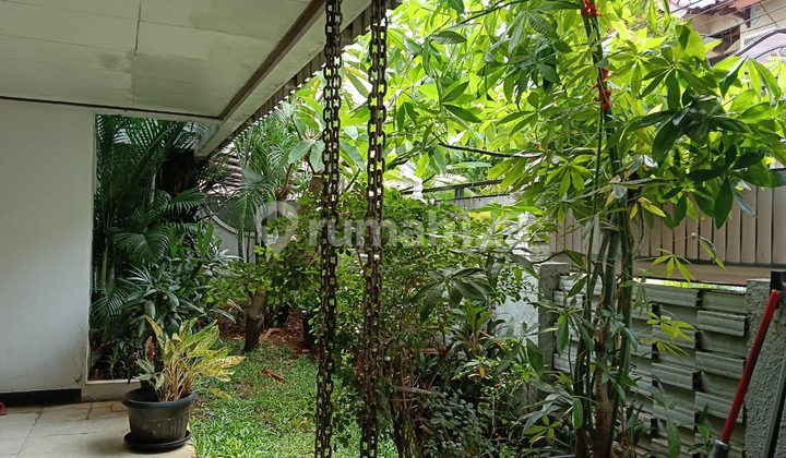 Strategic House in Bendungan Hilir, Tanah Abang, Central Jakarta 2