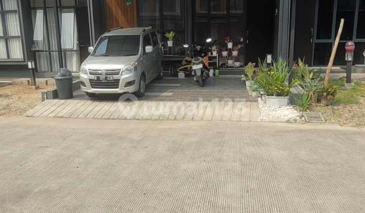 House in Golden Park Cluster Serpong Tangerang