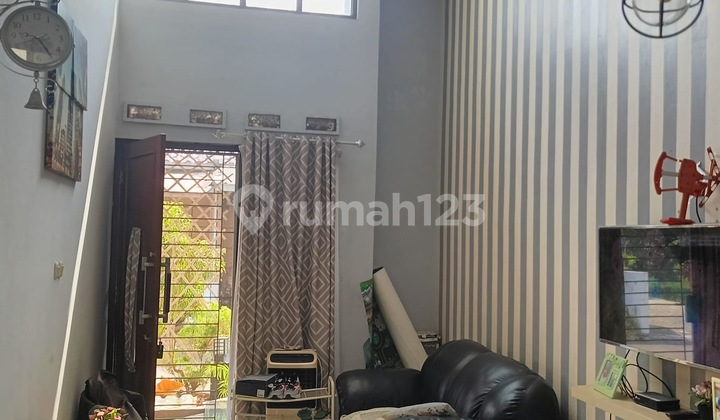 Rumah di Serua Hill, Serua, Ciputat, Tangerang Selatan  2