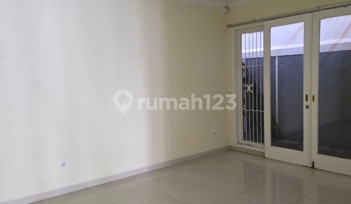 Rumah di Perumahan Mega Mas Cinere Depok 2