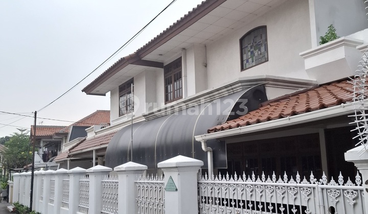Rumah Dalam Komplek Lama Luas Tanah Besar Siap Huni Rumah Dalam Komplek Lama Luas Tanah Besar Siap Huni