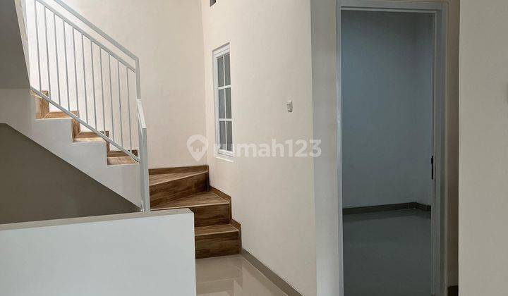 Rumah minimalis di area bintaro dalam cluster one gate system 2