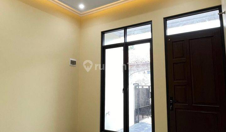 Rumah baru di area pemukiman samping graha  2