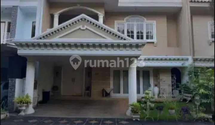 Rumah Mewah Di Dalam Komplek Siap Huni Dengan Lokasi Strategis 2