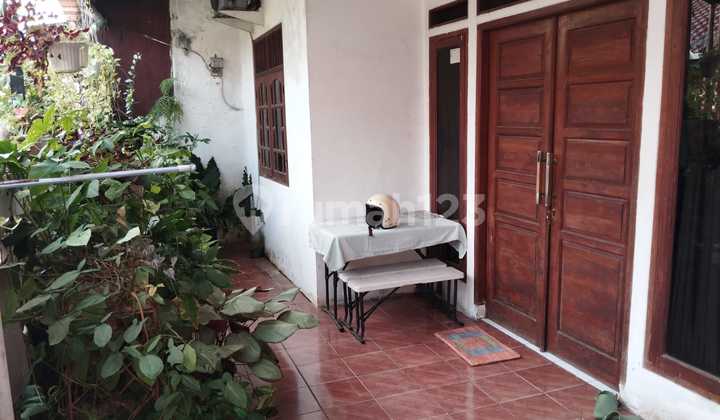 House in the Pamulang Area, Old Complex, Flood-Free 2