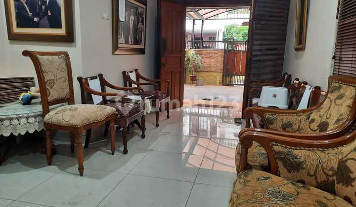 Rumah Bagus Siap Huni Di Area Meruya Jakarta Barat 2