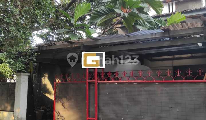 Rumah Bagus di Area Pesanggrahan Jakarta Selatan dan Siap Huni Rumah Bagus di Area Pesanggrahan Jakarta Selatan dan Siap Huni
