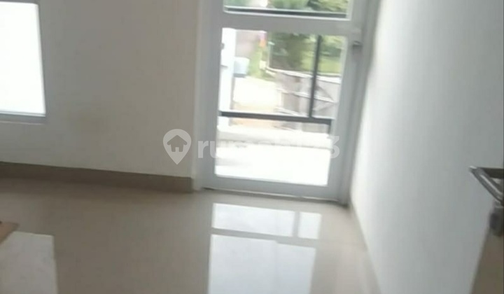 Rumah Baru 2 Lantai Lokasi Bebas Banjir Dan Strategis 2