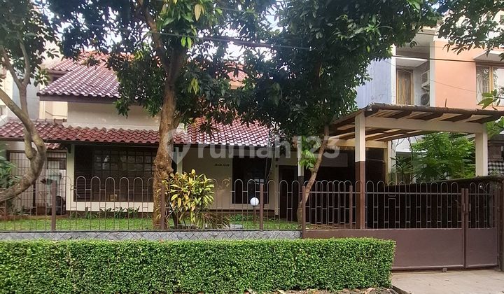 Old House in Bintaro Area, South Jakarta