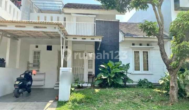 Rumah Bagus Dua Lantai Siap Huni dan Lokasi Strategis