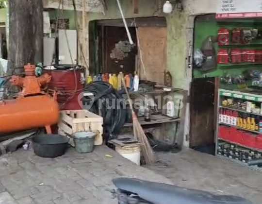 Land Plus 3 Kiosks in Front of Balekota Mall Tangerang