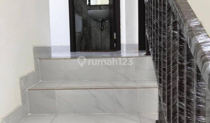 Di Jusl Cepat Rumah Bagus di Lavon Swancity Tangerang Banten  2