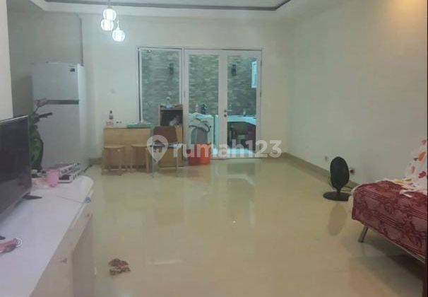 Rumah 2 Lantai Sudah Renovasi Furnished Premier Park 2 Tangerang 1