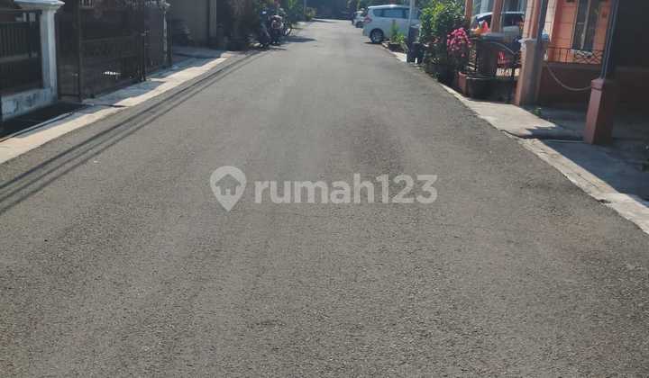 di Rumah Dijual Di Taman Royal 2 Cipondoh
, Tangerang