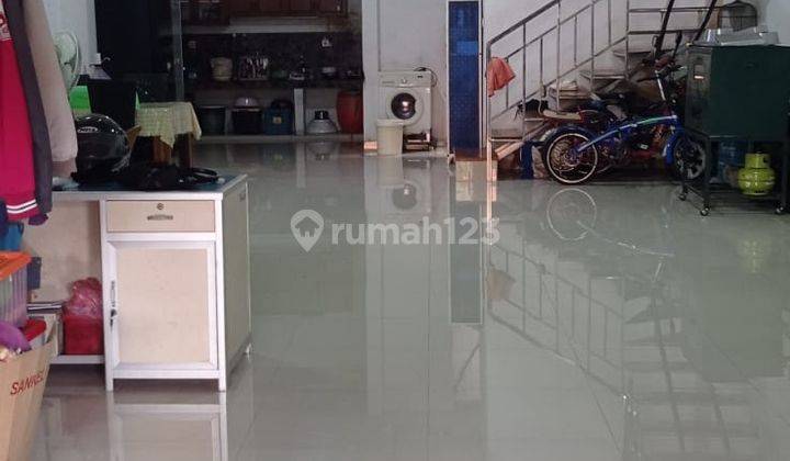 Rumah 2 Lantai Bagus di Sukasari , Tangerang 2